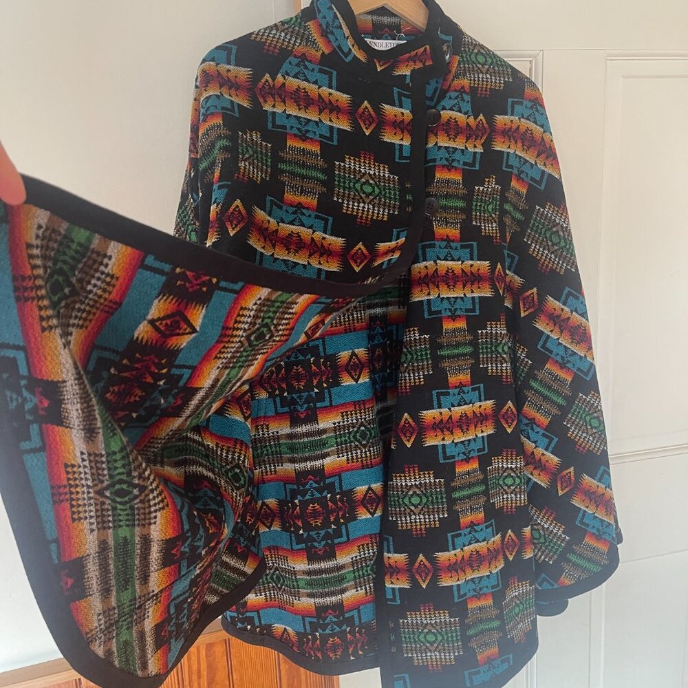 Pendleton Cape - image 4
